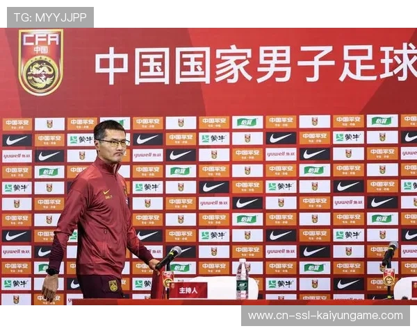 国家队与国际名帅举行战术研讨 引进先进理念,国家队参赛 国家队与国际名帅举行战术研讨 引进先进理念,国家队参赛