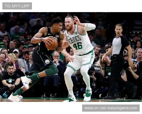 雄鹿三分命中率飙升，字母哥全能表现惊艳，雄鹿字母哥打什么位置